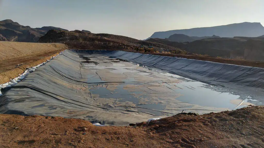 wastewater containment liner